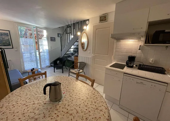 Sj590-061 - 3 Pieces 4 Couchages Jean De Monts